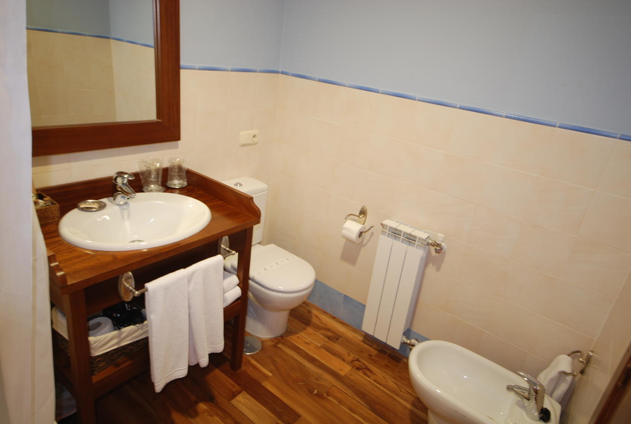 Hotel Del Verde Al Amarillo Penasrubias de Piron Ruang foto