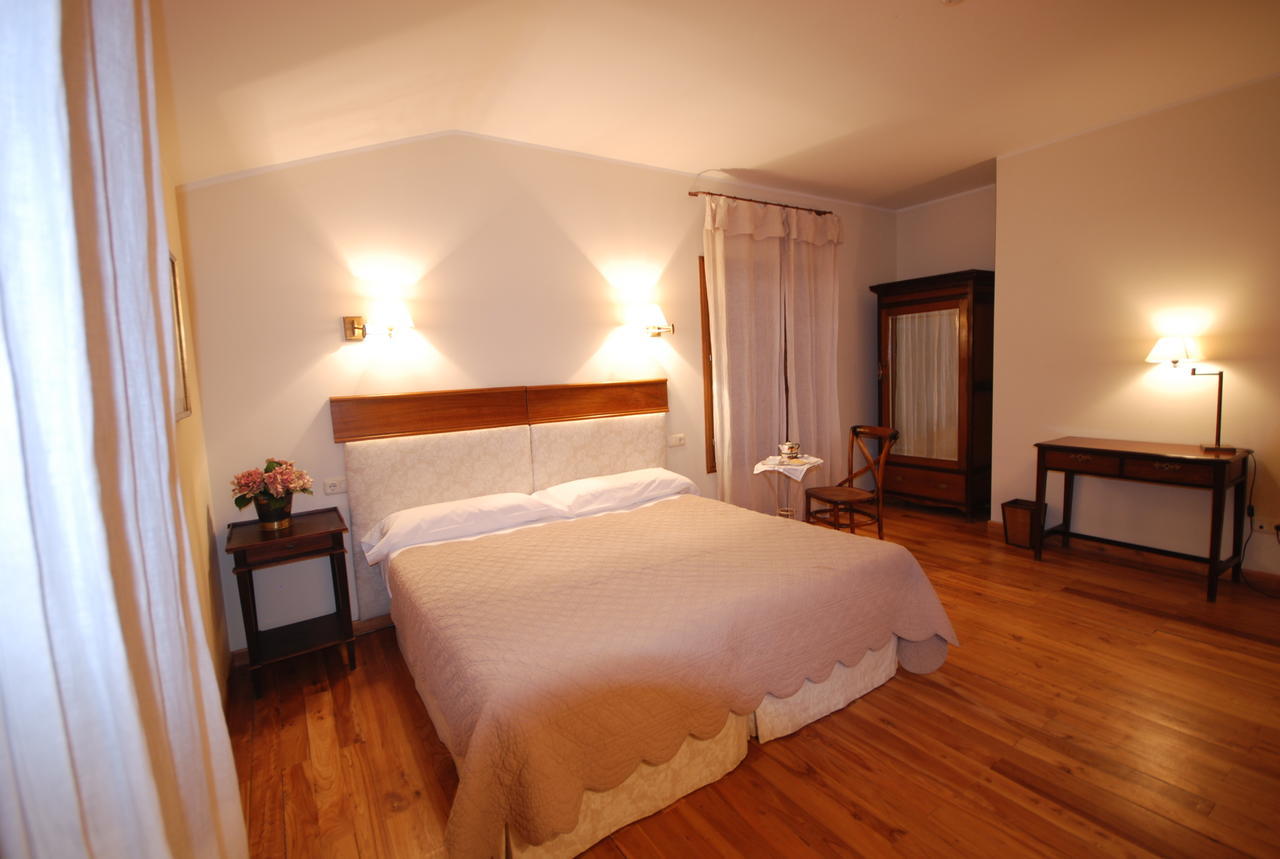 Hotel Del Verde Al Amarillo Penasrubias de Piron Bagian luar foto