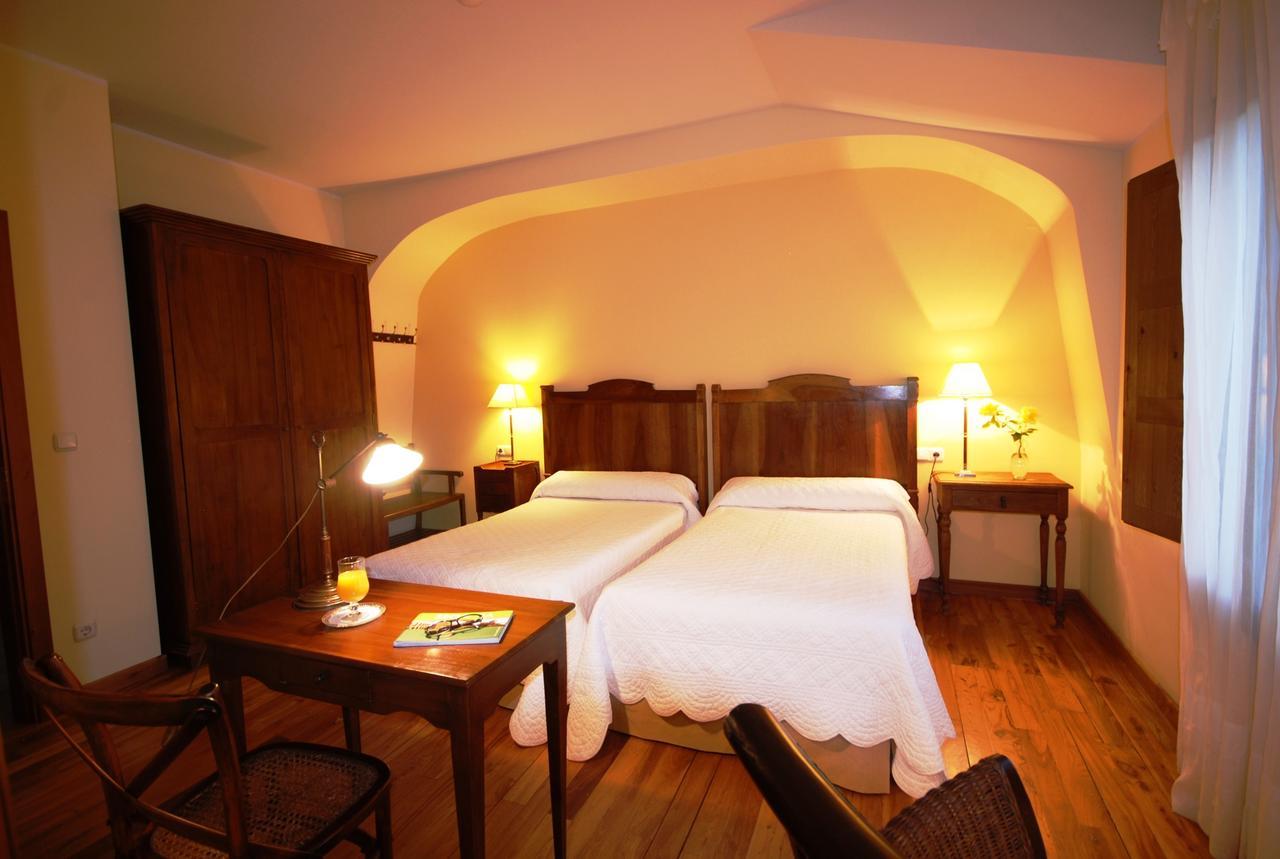 Hotel Del Verde Al Amarillo Penasrubias de Piron Bagian luar foto